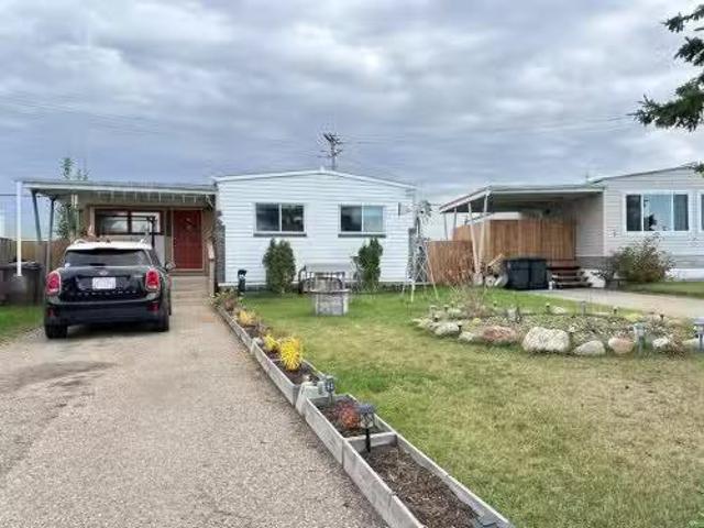 House for sale in Lloydminster, Alberta