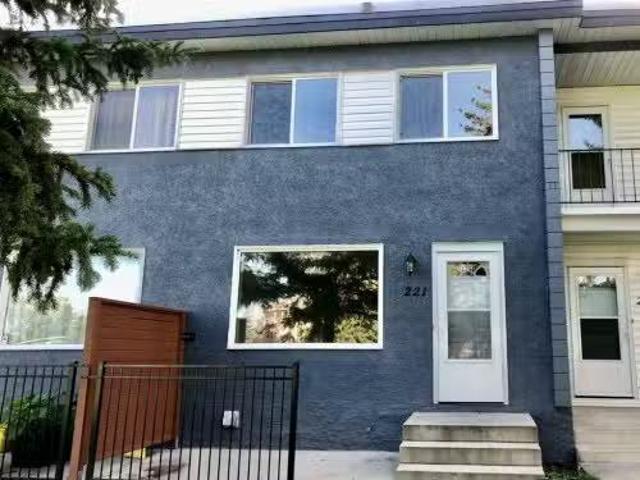 Condo for sale in Northwest, Alberta