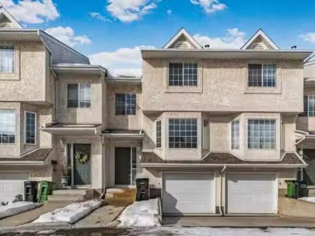 Condo for sale in Wedgewood, Alberta