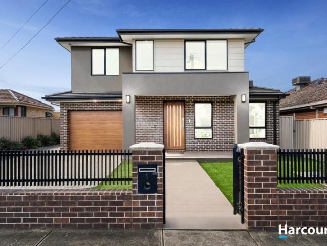 Townhouse for sale in Camerons Creek, Victoria
