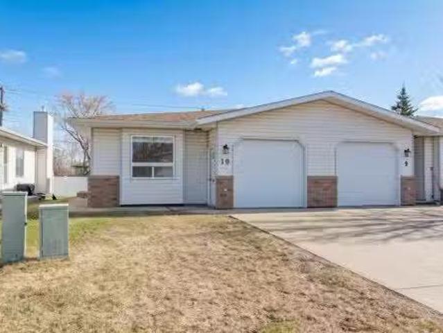 Condo for sale in Alberta