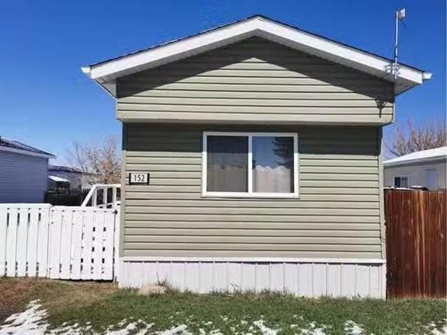 House for sale in Red Deer