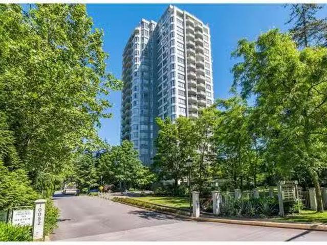 Condo for sale in Surrey, British Columbia
