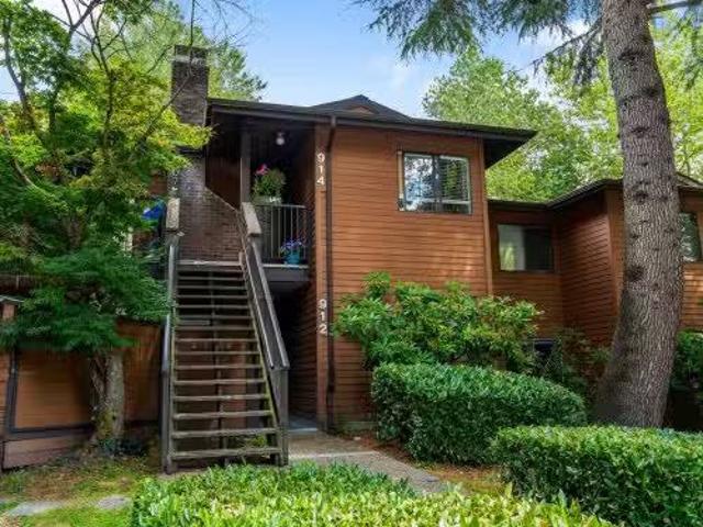 House for sale in Johnston Heights, Surrey