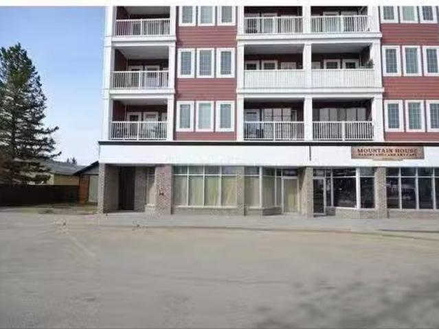 House for rent in Sylvan Lake, Alberta