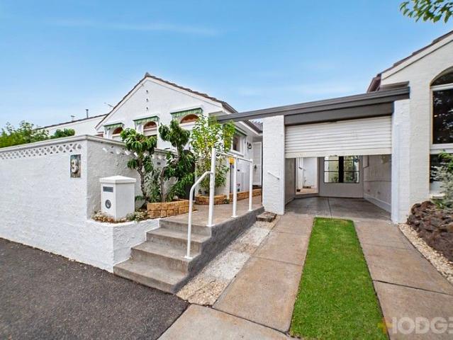 Apartment for sale in Camerons Creek, Victoria