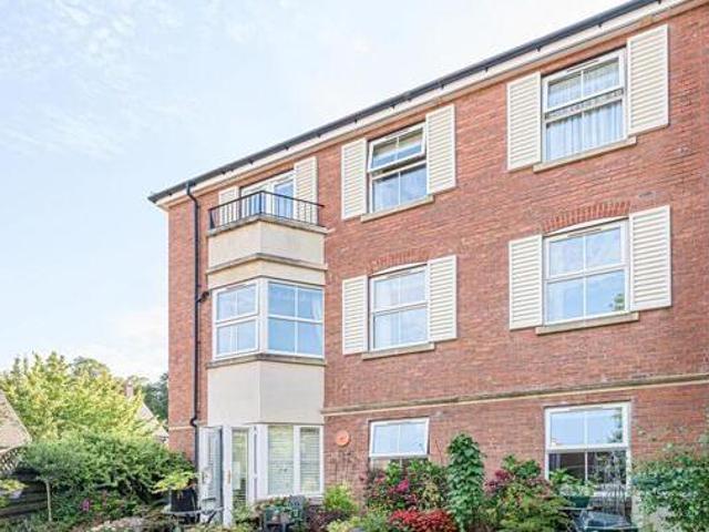 House for sale in Rugby, Warwickshire