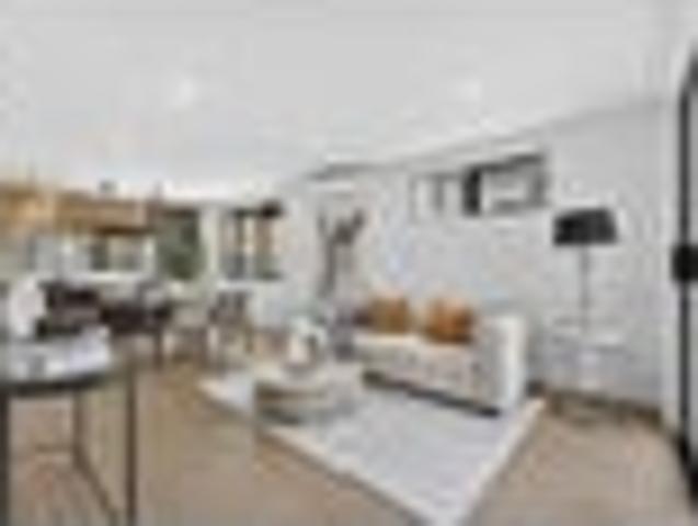 Townhouse for sale in One Tree Hill