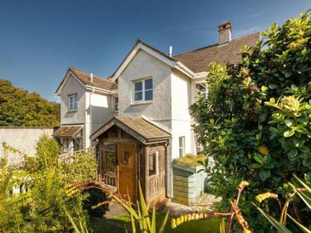 House for sale in Strode, Devon