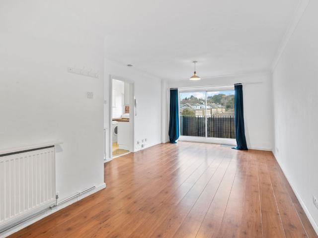 Studio for rent in London Borough of Merton, Greater London
