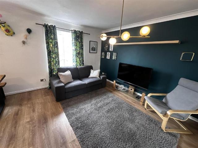 Apartment for rent in Hulme, Georgia