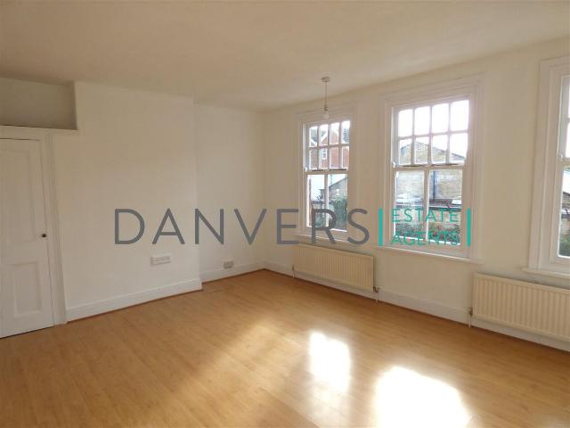 House for rent in West End, Old Wharf