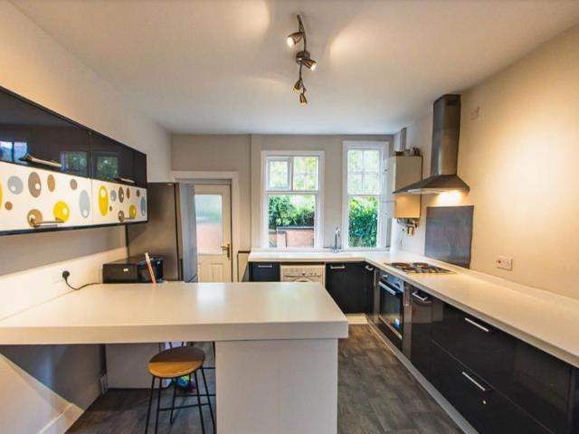 House for rent in West End, Old Wharf