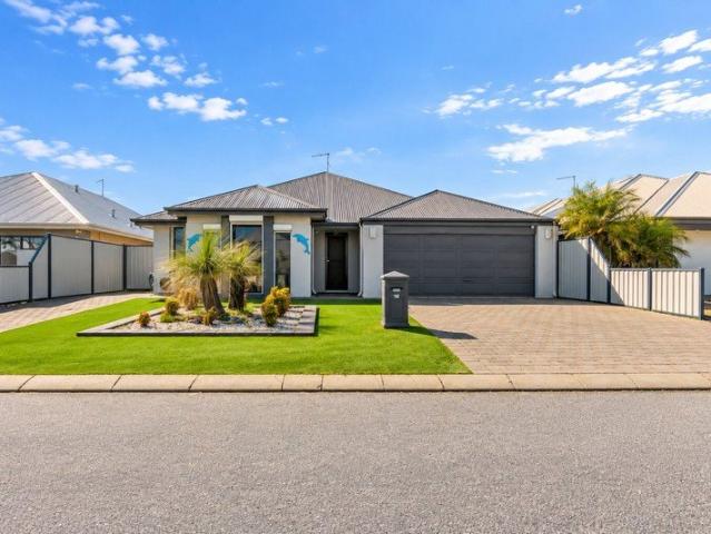 House for sale in Parklands, Western Australia