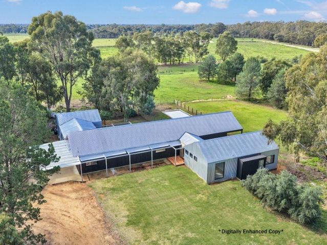 Acreage for sale in Deniliquin, New South Wales