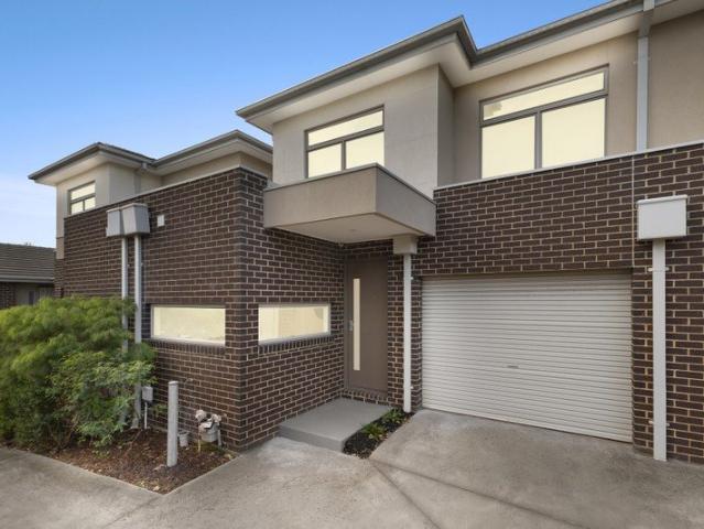 Townhouse for sale in Camerons Creek, Victoria