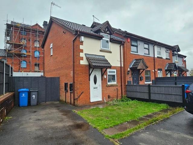 House for rent in Tunstall, Stoke-on-Trent