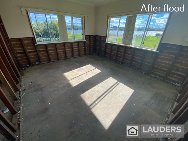 Cottage for sale in Mitchells Island, New South Wales