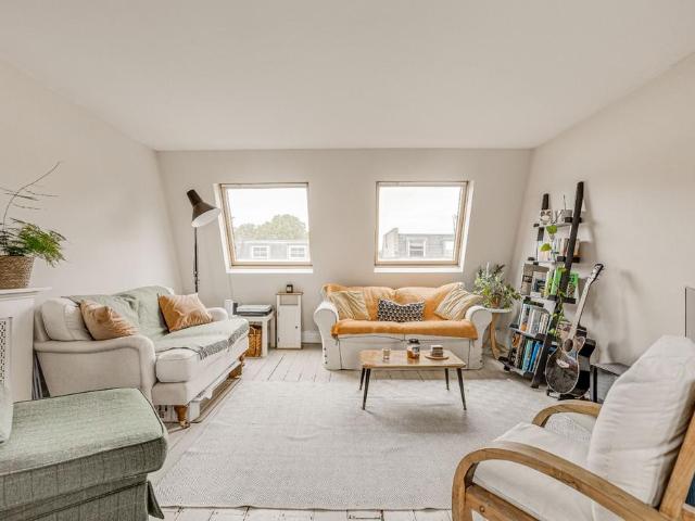 Apartment for rent in Fulham, Greater London