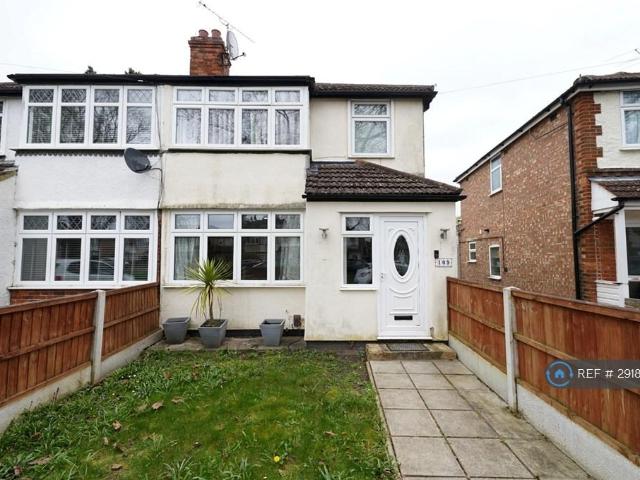 House for rent in Staines, Surrey