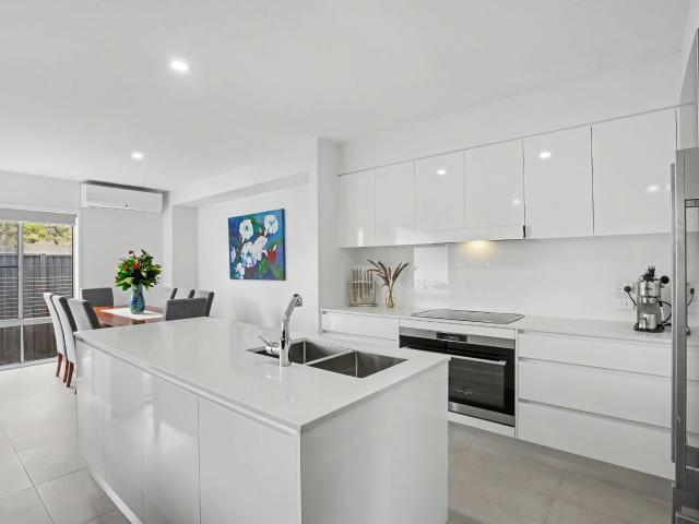 House for rent in Labrador, Gold Coast City