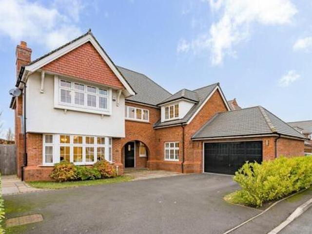House for sale in Widnes