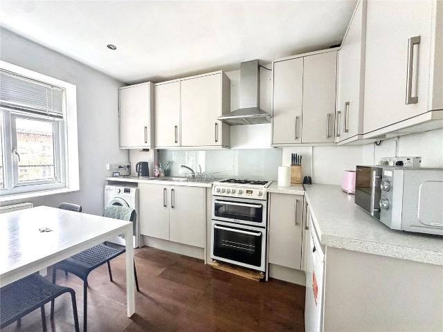 Apartment for rent in Putney Vale, Greater London
