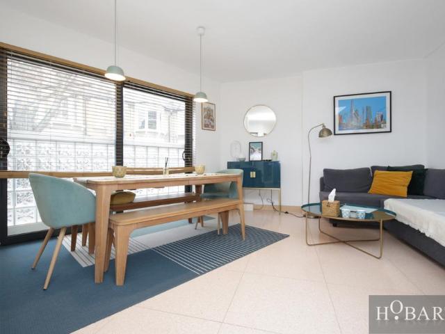 House for rent in Stroud Green, Greater London