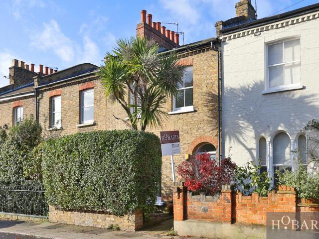 House for rent in Stroud Green, Greater London