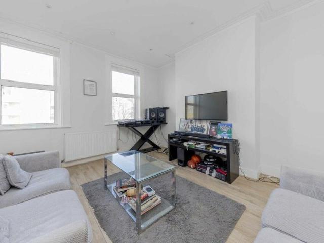 Apartment for rent in Cat Hill, Isle Of Man