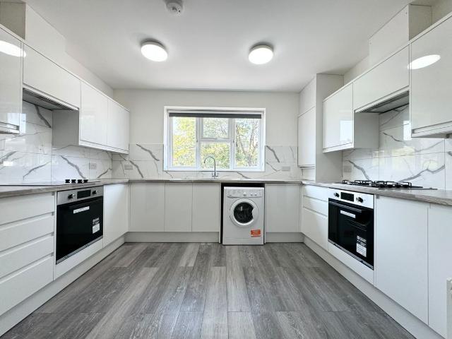 Apartment for rent in Stroud Green, Greater London