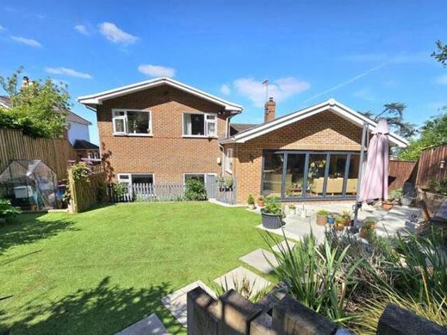 House for sale in Gloucester, Gloucestershire