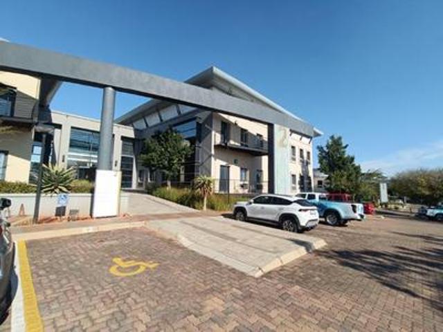 Commercial for rent in Nooitgedacht, Gauteng