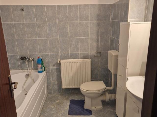 Apartament închirieri în Sanpetru