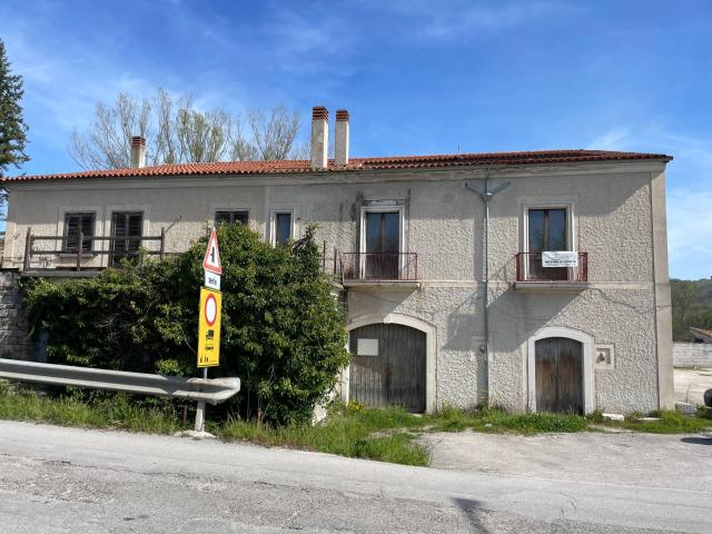 Villa Indipendente in vendita a Nusco, Campania