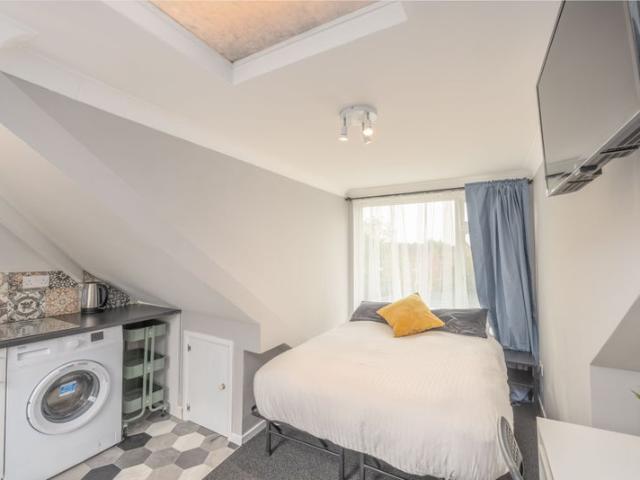 Studio for rent in Arbury, Cambridgeshire