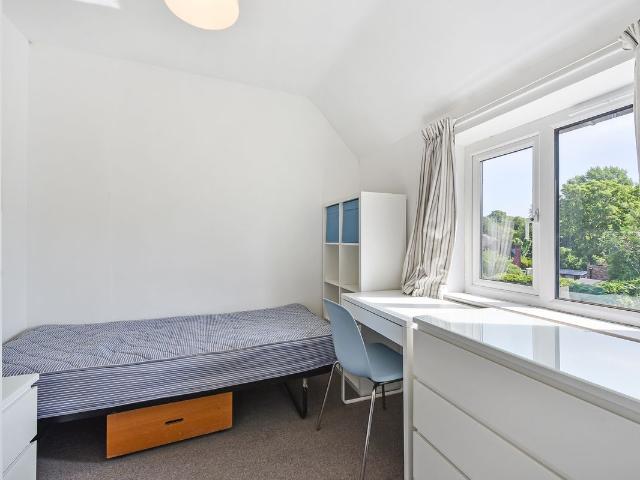 Room for rent in Lower Stanmore, Winchester