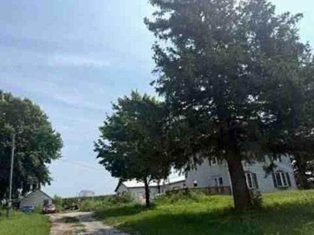 House for sale in Stuart, Adair County