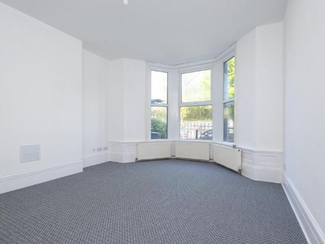 Apartment for rent in Pennycomequick, Plymouth