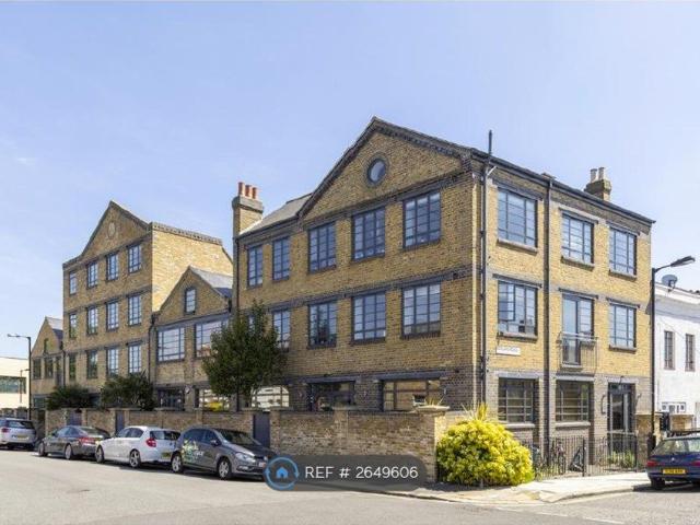 Apartment for rent in Nunhead, Greater London
