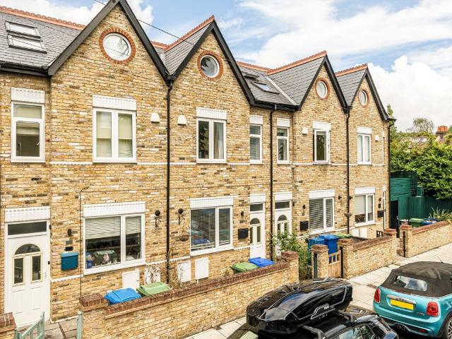 Apartment for rent in Nunhead, Greater London