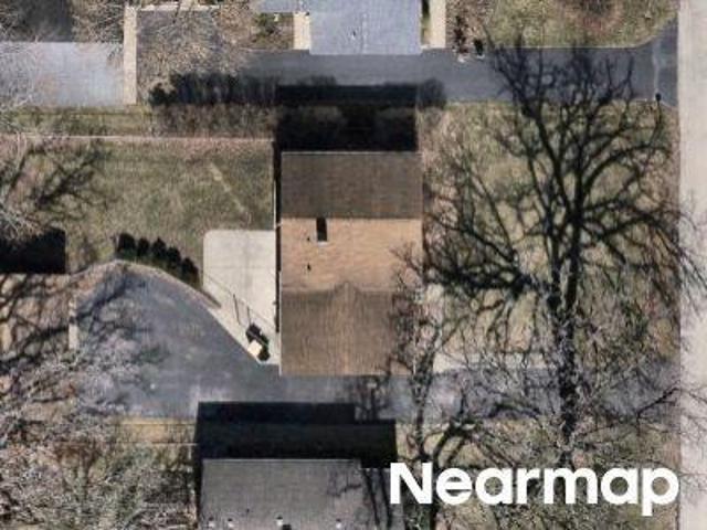 House for sale in Grayslake, Illinois