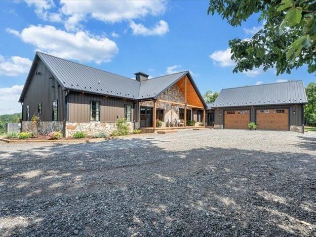 House for sale in Stuart, Patrick County