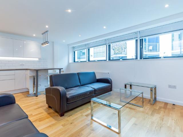 House for rent in Chalk Farm, Greater London