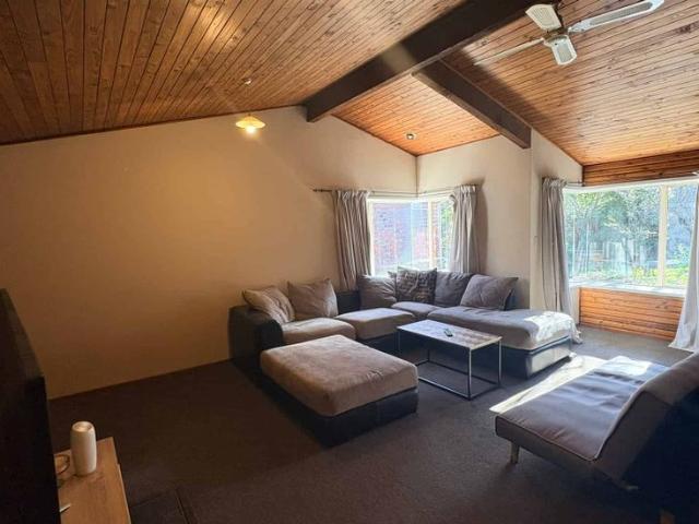 House for rent in Chaslands, Canterbury