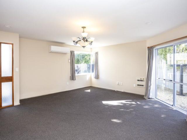 House for rent in Chaslands, Canterbury