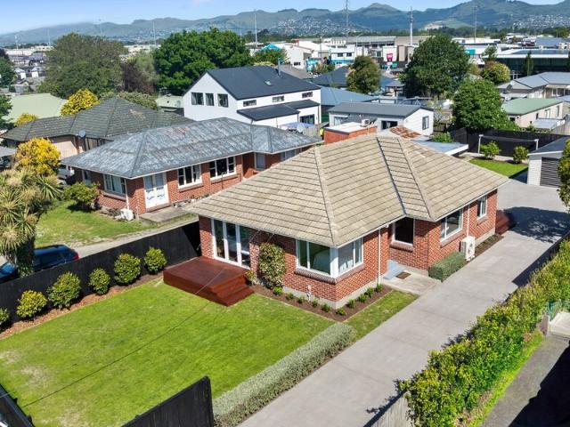House for rent in Chaslands, Canterbury