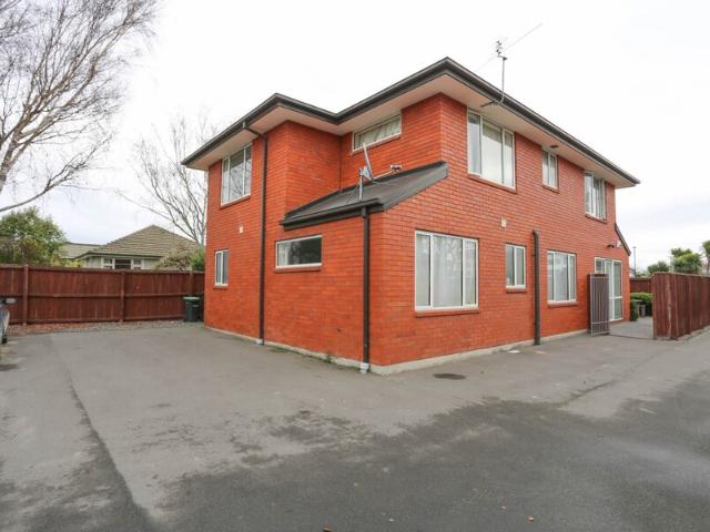 House for rent in Chaslands, Canterbury