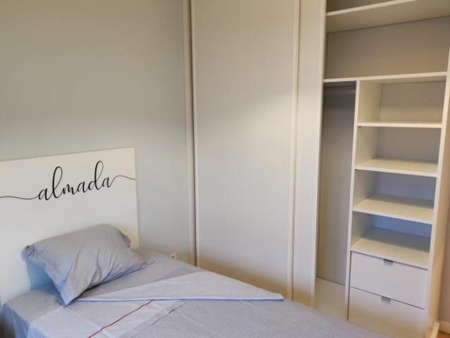 Quarto alugar em Quinta do Americano, Almada