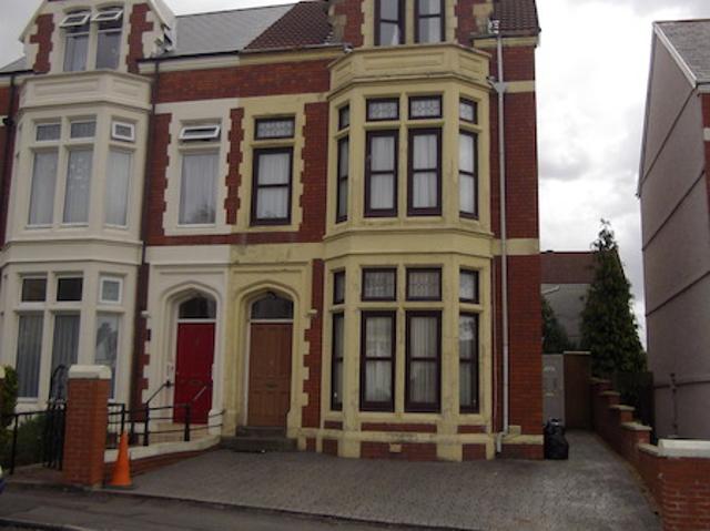 Apartment for rent in Nangreaves, Wales